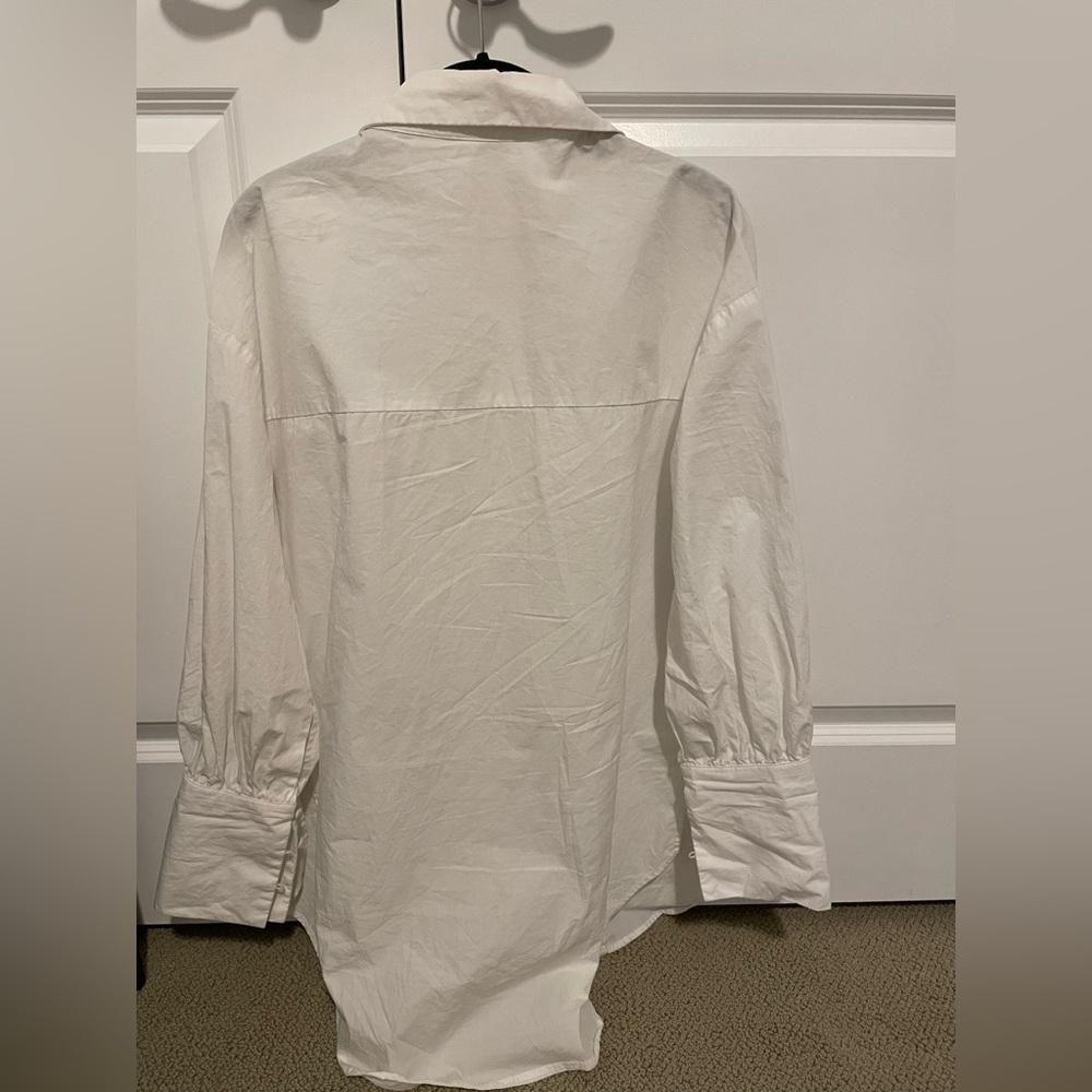 Button up - Picture 3 of 3